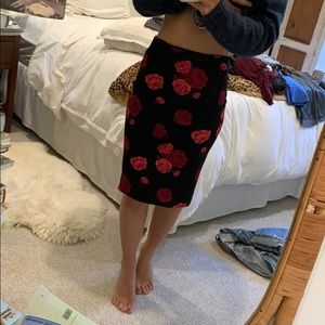 Forever 21 rose pencil skirt